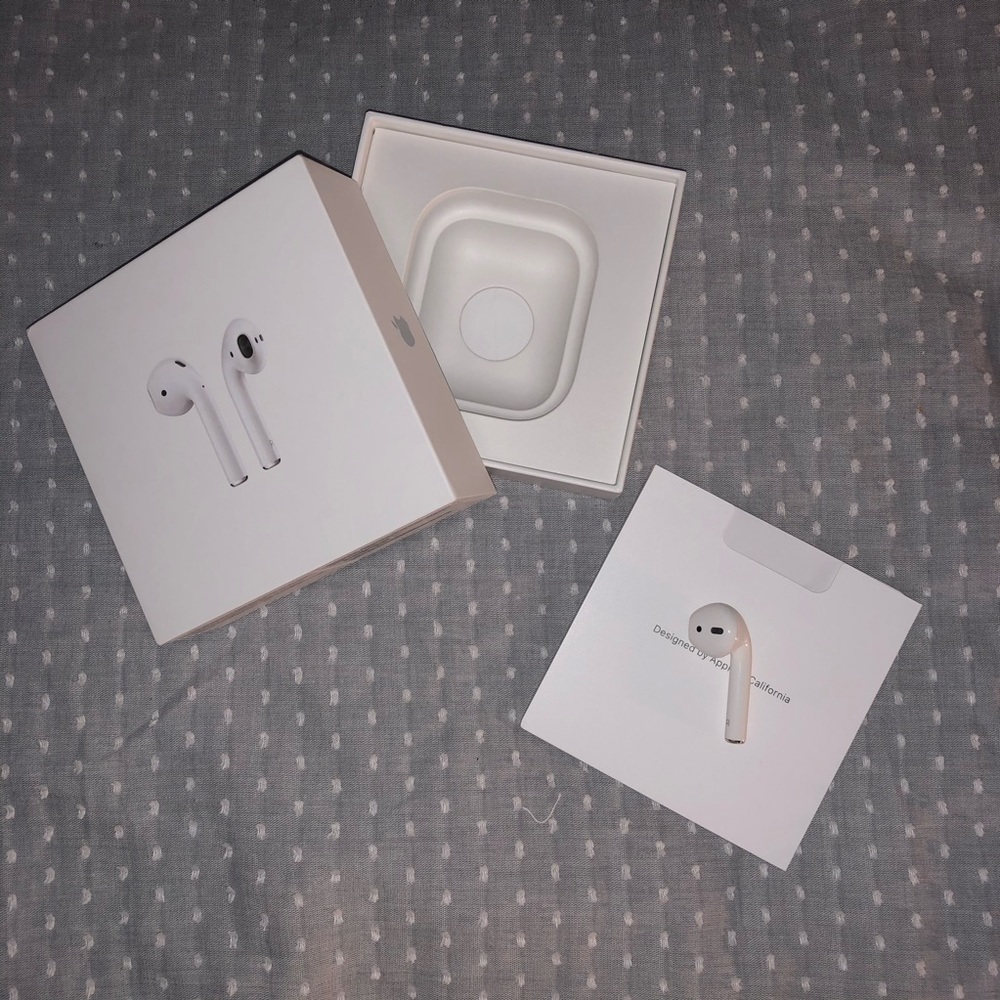 Right AirPod 2nd Generation Only!